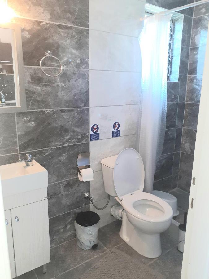 Issos Apartments Agios Georgios  Ngoại thất bức ảnh