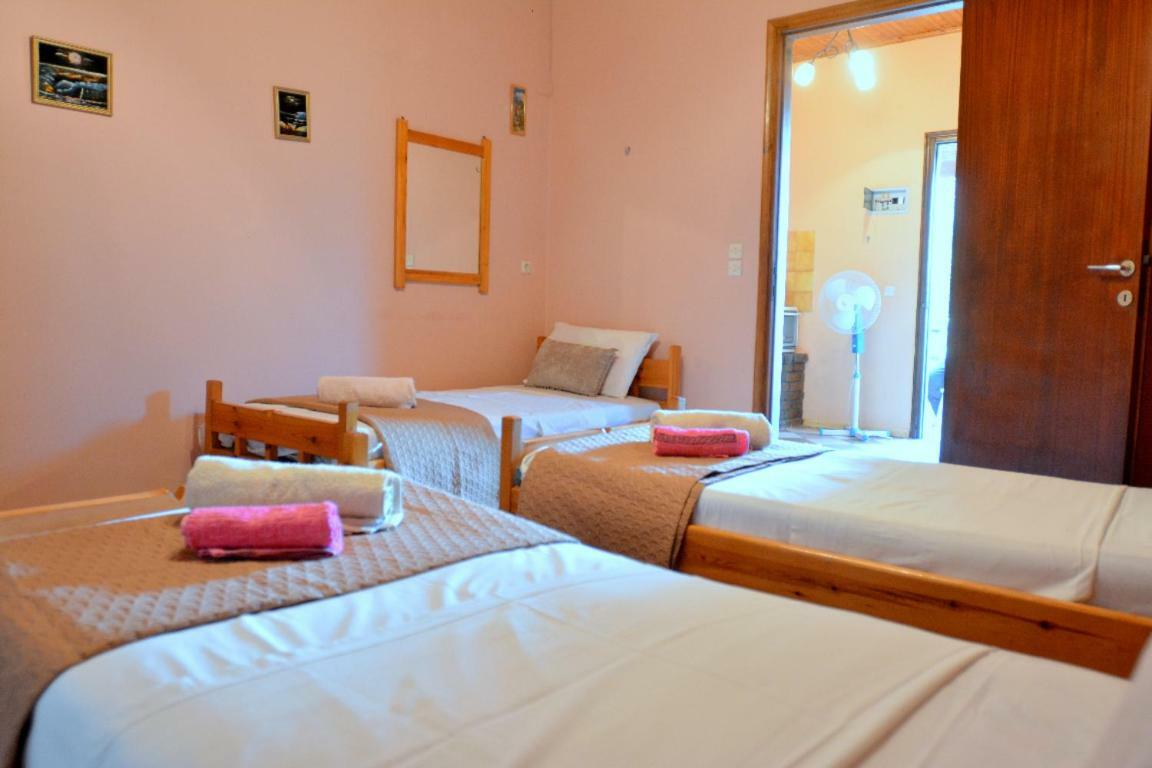 Issos Apartments Agios Georgios  Ngoại thất bức ảnh